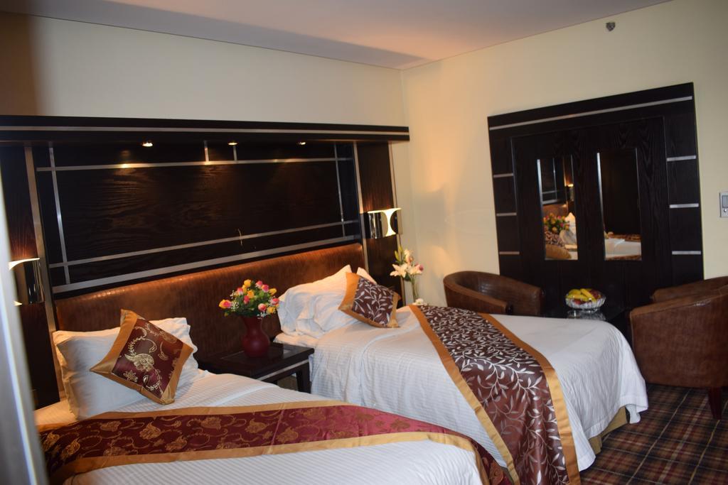 Seteen Palace Hotel Riyadh Ngoại thất bức ảnh